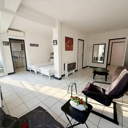 Апартаменты B007 Grand Lumineux 4 Proche Centre